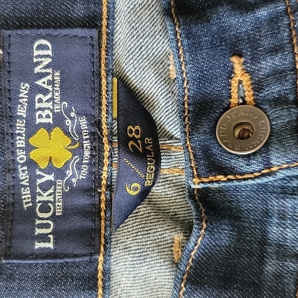 Lucky Brand | Sofia Straight Leg Jeans - Picture 5 of 6